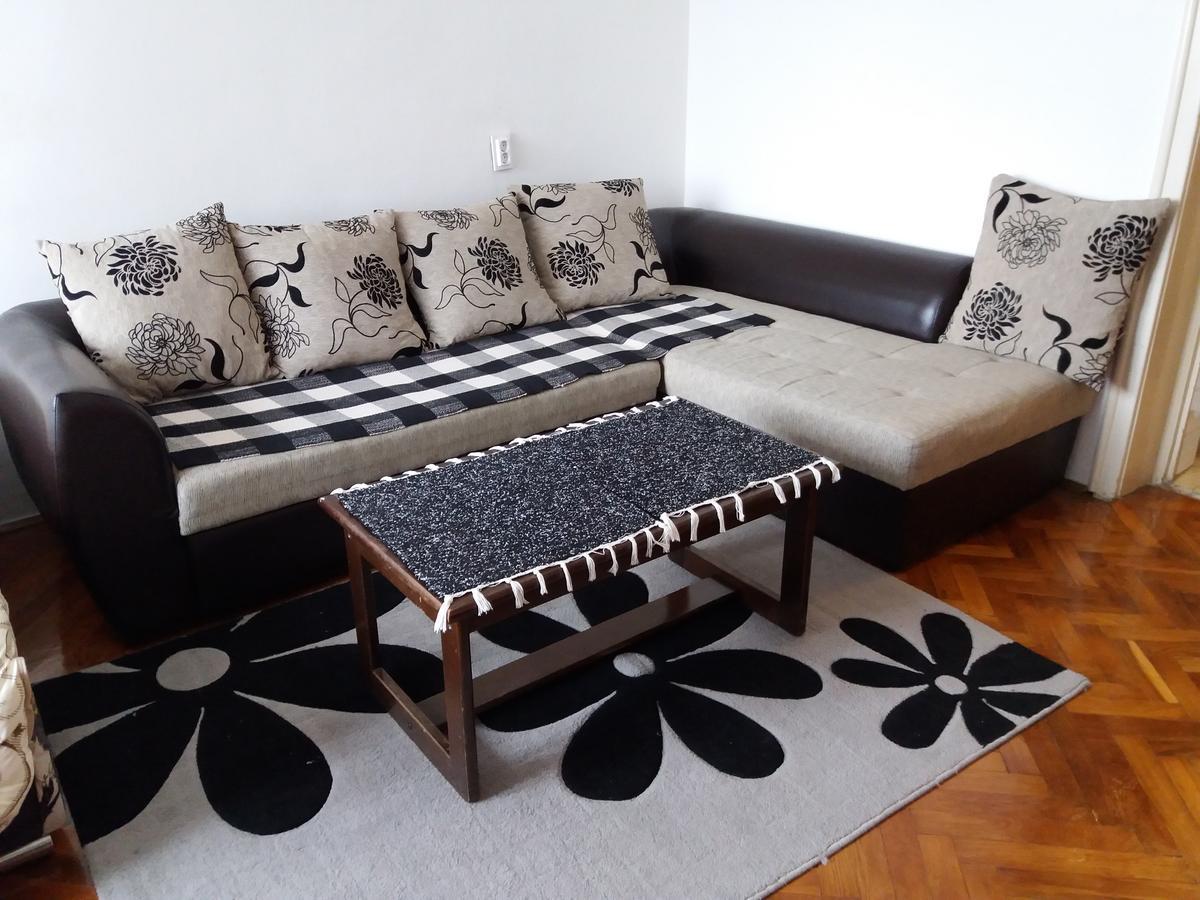 Apartment Studio Center Podgorica Exteriör bild
